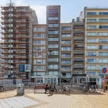 Sea View For 6 In Zeedijk